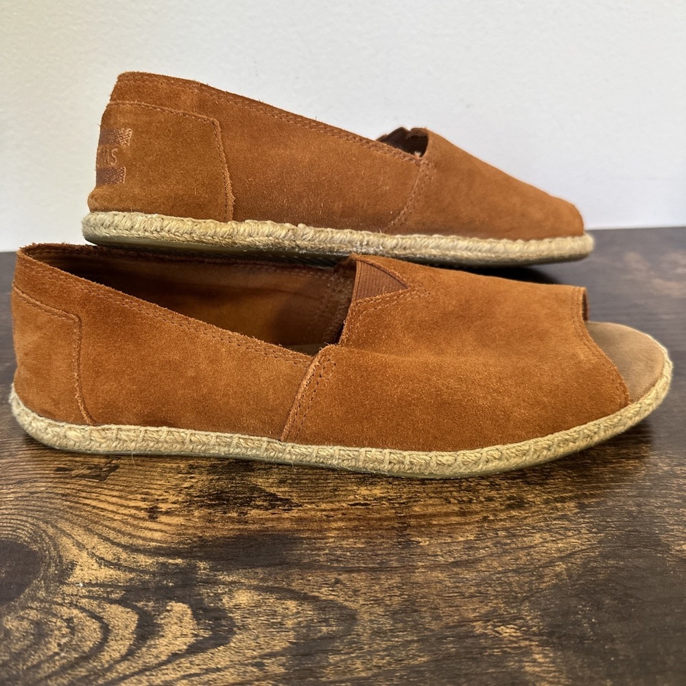 Toms Alpargata Open Toe Womens 8 Slip On Suede Peep Toe Shoes Rust orange